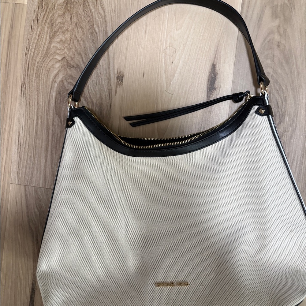 MICHAEL Michael Kors Black and Cream Hobo Bag